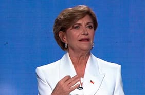 Matthei asegura que “las mujeres son las que más están en lista de espera”: verdadero ✅