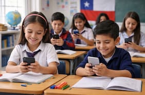 Estas son las tres excepciones para que tu hijo pueda usar su celular en el colegio