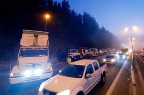 Gremio de los camioneros amenaza con paro si es que el gobierno no garantiza seguridad en La Araucanía