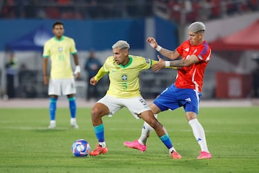 Carlos Palacios solicitó ser liberado de la Roja después de enfrentar a Brasil y antes del duelo contra Colombia.