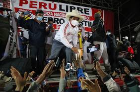 El 80% de los peruanos prefiere celebración de nuevas elecciones si Castillo es destituido