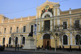 Presidenta de la FECH asegura que Facultad de Filosofía de la U. de Chile rompió convenio con casa de estudios israelí
