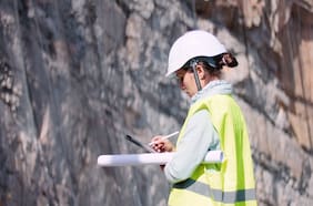 Mujeres en la minería chilena alcanzan récord histórico de participación con un 23,1%