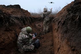 Combates se intensifican en el este de Ucrania y se convierte en una guerra de trincheras