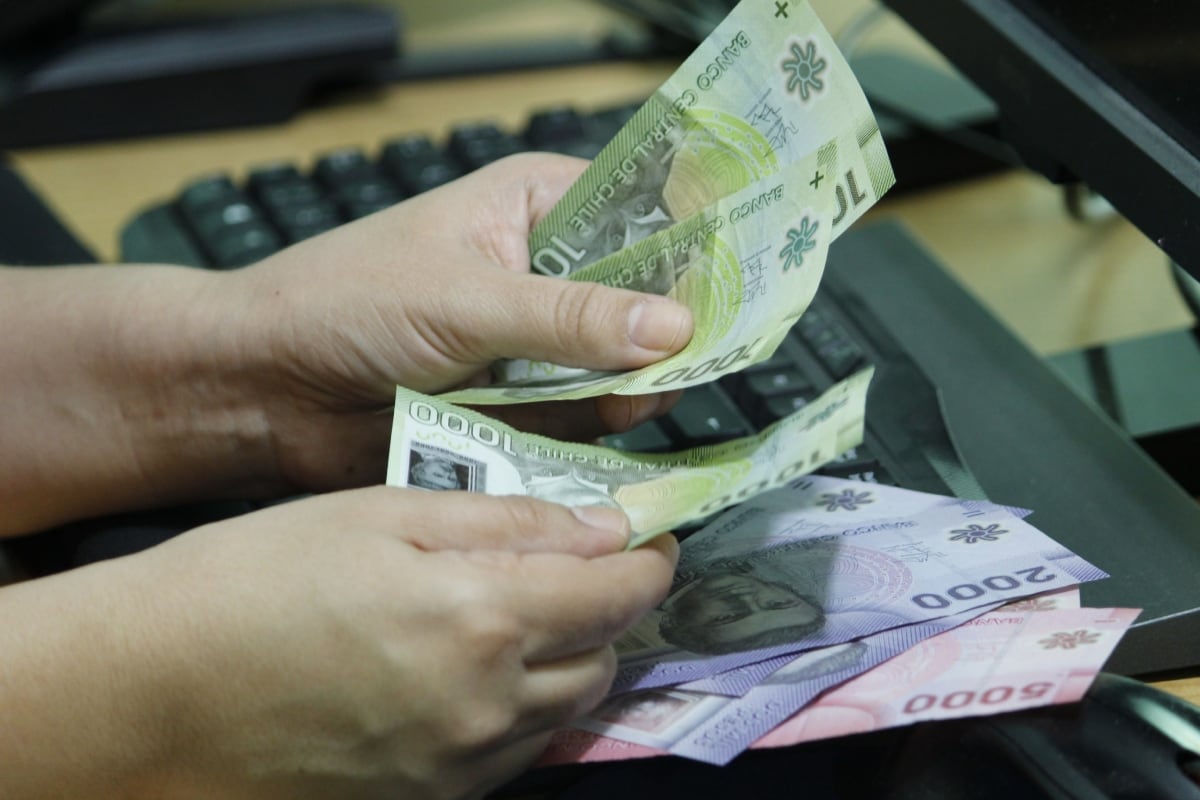 Golpe al bolsillo: Este es el monto que alcanza la UF tras el IPC de julio.