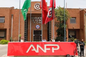 “Puede dar lugar a la imposición de sanciones”: FIFA y Conmebol amenazan con dureza a la ANFP por intromisión estatal