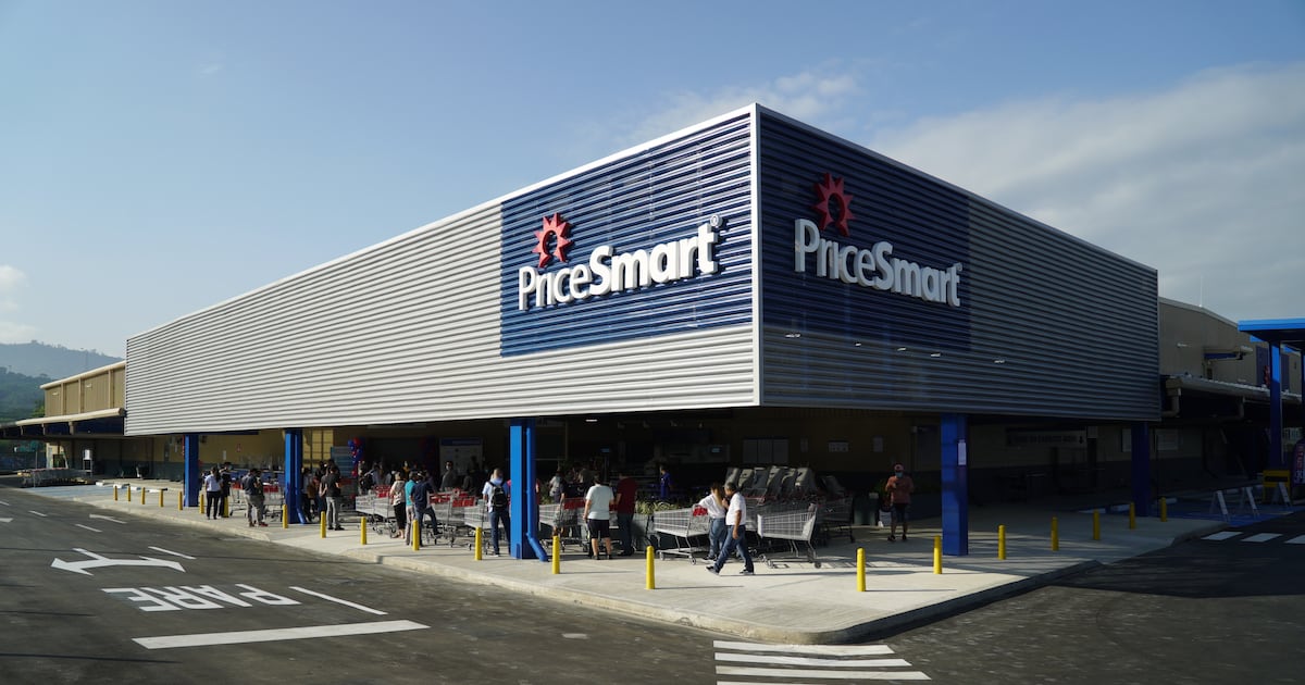 PriceSmart ya tiene dos locaciones para su debut en Chile - La Tercera