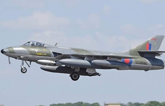 Caza Hawker Hunter
