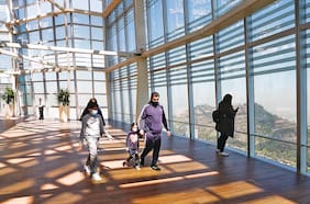 Reabre Sky Costanera con menor aforo y venta online de boletos