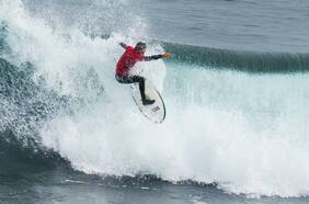 Apasionante debut de la Riders Cup: Punta de Lobos vibró con los principales exponentes del surf nacional