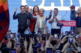 Las 21 comunas en que Jeannette Jara se impuso en la Región Metropolitana