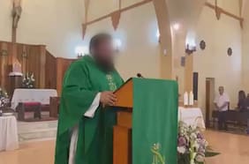 Un sacerdote es acusado de sedar y agredir sexualmente a mujeres: lo denunció su pareja tras encontrar videos
