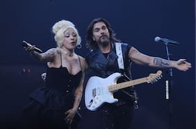 El vínculo de una década de Mon Laferte y Juanes que se materializó en la Quinta Vergara