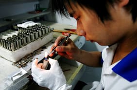 China da señales de alerta y profundiza su ralentización económica en octubre