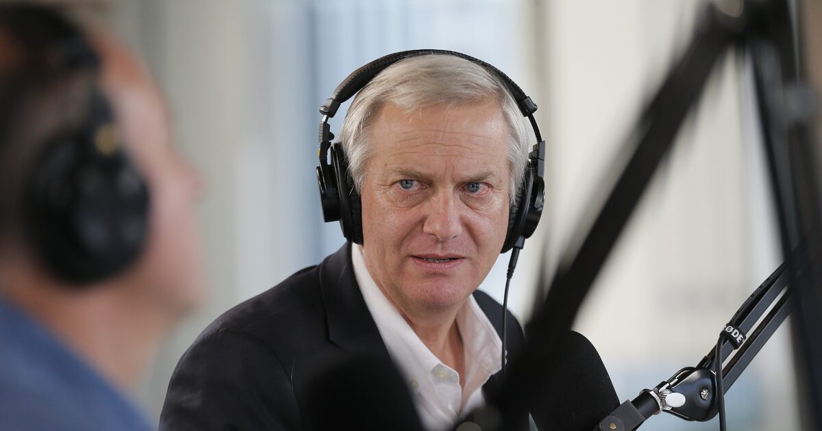 Kast exige renuncia de Jara por su gira presidencial: un choque de ética y poder en plena campaña