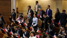 Diputados Republicanos anuncian su apoyo al proyecto de indulto general para uniformados en el contexto del 18-O