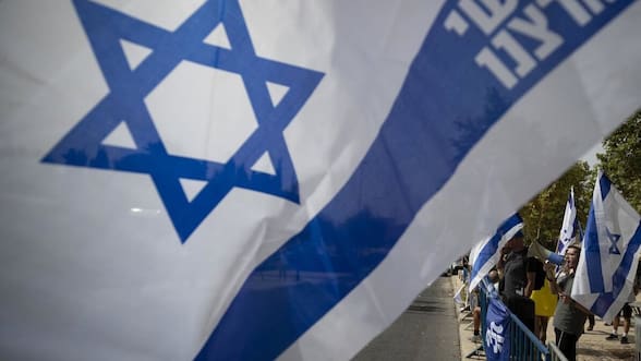 Israel amenaza con intensificar ataques en Gaza si continúan lanzamientos de cometas hacia su territorio