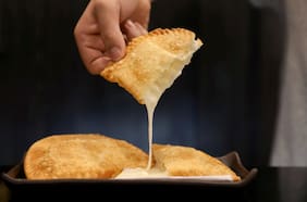 Las empanadas Huentelauquén ahora te tientan en el Mercado Urbano Tobalaba