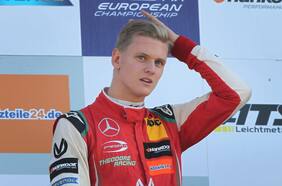 En el nombre del padre