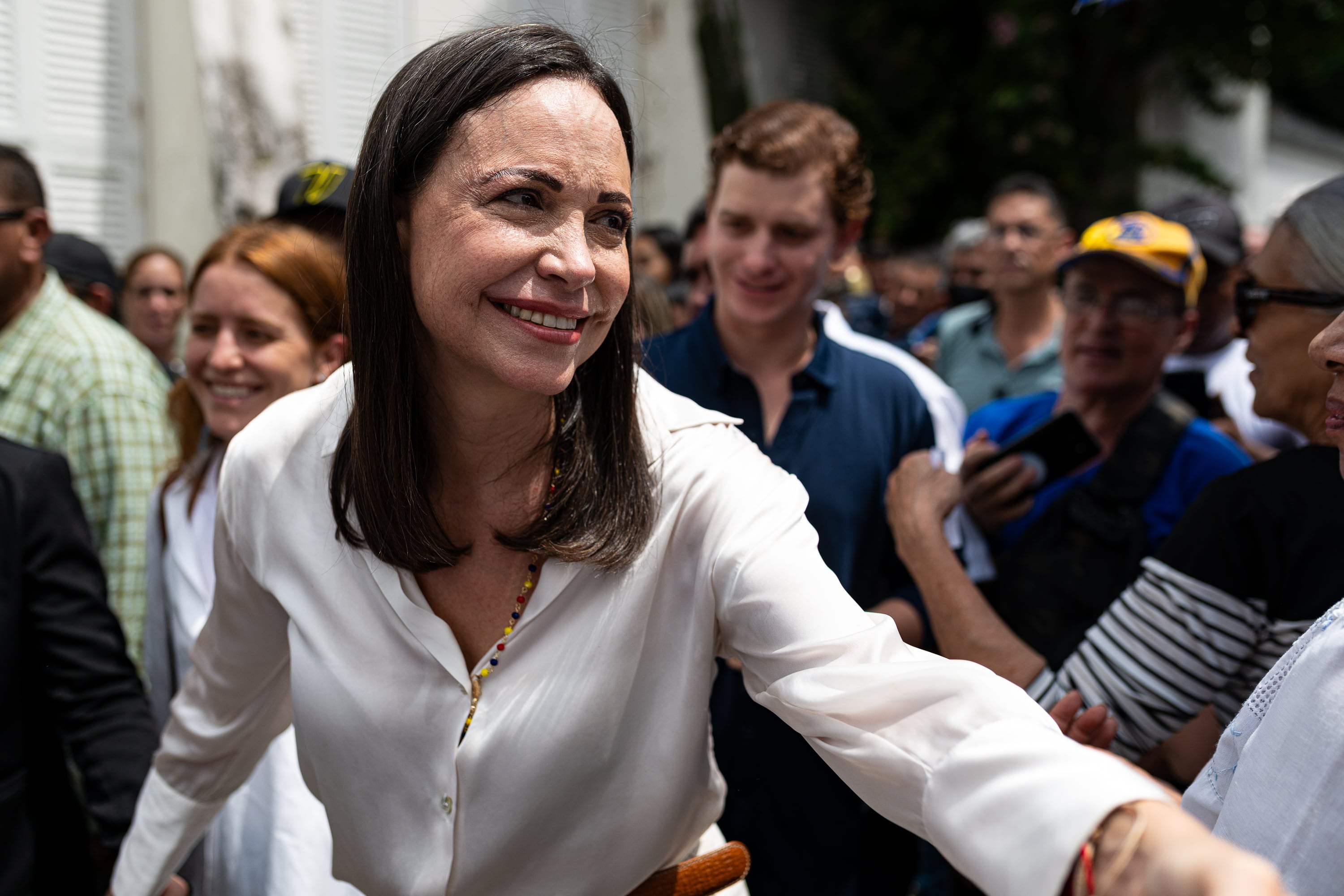 Líder opositora venezolana celebra liberación de presos políticos como "acto de restitución moral