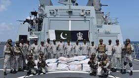 La armada de Pakistán incauta drogas por valor de casi US$1.000 millones en el mar Arábigo