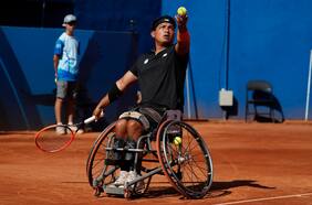 Alexander Cataldo se lleva la medalla de plata en tenis en silla de ruedas tras caer ante el argentino Gustavo Fernández