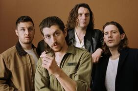 Cuerdas y una vuelta a la tierra: Arctic Monkeys y las claves de un regreso sereno
