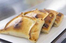 Las Rosas Chicas: las empanadas del barrio Brasil con casi 120 años de historia