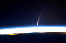 La historia del cometa más brillante en décadas descubierto en Chile: esta es la última oportunidad para verlo