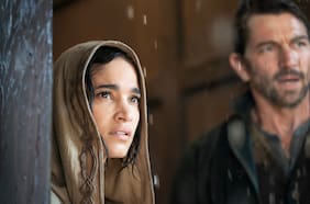 Rebel Moon: por qué la ambiciosa nueva película de Zack Snyder no convence a la crítica