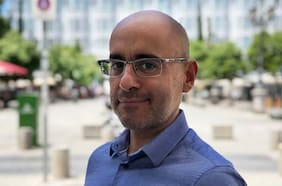 Escritor peruano Gustavo Rodríguez gana el Premio Alfaguara de Novela