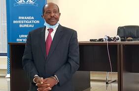 De “héroe” contra el genocidio a acusado de terrorismo: El giro del hombre que inspiró “Hotel Ruanda”