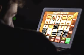 Adicción al juego: qué es la ludopatía, cuáles son las señales de alerta y cómo ayudar a un cercano con este trastorno