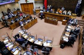 Senado aprueba en general reforma que habilita un nuevo proceso constituyente