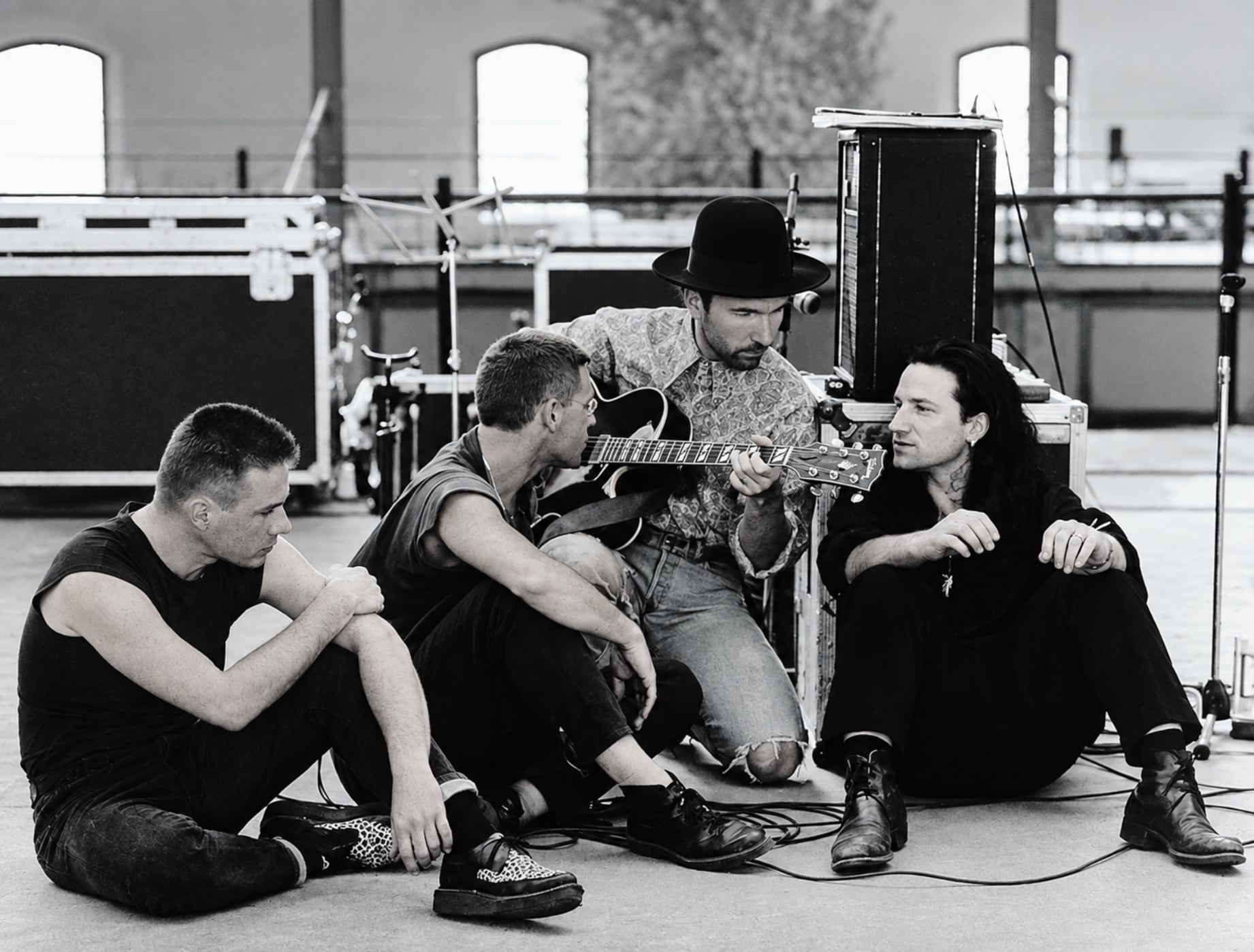 U2