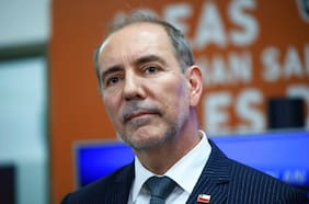 Contraloría rechaza decreto de Transportes que rebajaba exigencias técnicas a los taxis
