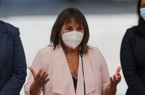 Jeanette Vega reaparece tras salir del gobierno con mensaje en favor del Apruebo