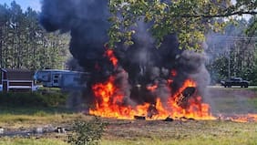 EE.UU.: Avión F-16 se estrella en Michigan y provoca una evacuación por derrame químico