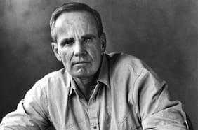 Descifrando a Cormac McCarthy: una oscuridad moderna