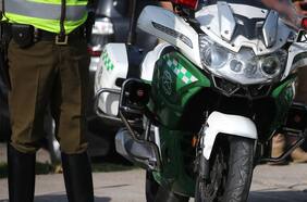 Adulta mayor recibe impacto de bala accidental en medio de fiscalización de Carabineros en Macul