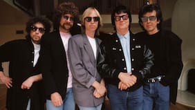 Handle with Care: cómo un lado B de George Harrison creó a Traveling Wilburys