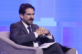 Candidato FA Gonzalo Winter propone poner límites a fondos y actores financieros que compran viviendas como inversión