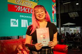 Escritoras chilenas inspiran a que más niñas se interesen en las ciencias