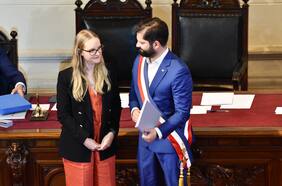 Los guiños de Hevia al “A favor” en duro discurso y Boric mantiene libreto con tono “unificador”: lo que dejó la ceremonia de cierre del Consejo