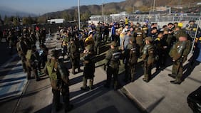 Un bus barra y cientos de autos: los detalles del masivo ingreso de los hinchas de Boca Juniors al Claro Arena