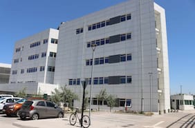 Ministro Rabat y nuevo edificio del SML inaugurado en marzo: “Es simplemente una fachada, pero no está operativo”