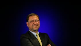 Al estilo Obama: El hombre clave del grupo Luksic y posible canciller de Kast recomienda 10 libros