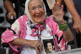 A los 94 años muere Nora Cortiñas, cofundadora de Madres de Plaza de Mayo