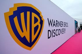 Warner Bros. Discovery vuelve a rechazar oferta hostil de Paramount y reafirma acuerdo por US$ 72.000 millones con Netflix