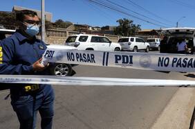 PDI detiene a dos adolescentes que intentaron robar un auto en Puente Alto